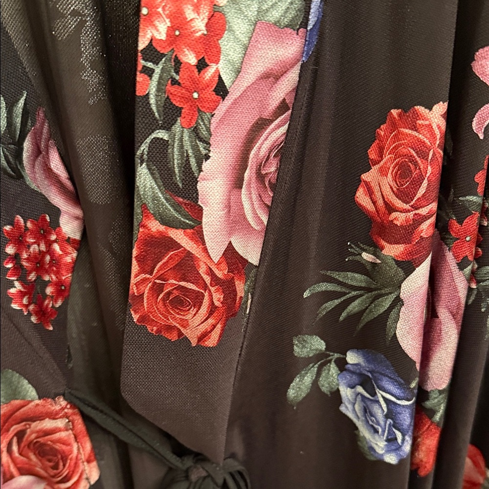 Cesar Galindo Floral Robe - Picture 6 of 8
